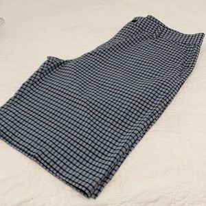 Men’s Adidas golf shorts size 34 never worn